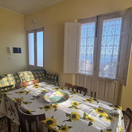 House * Forza dʼAgro